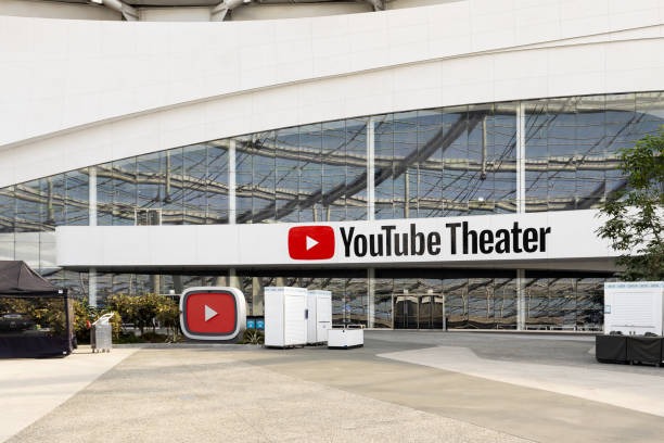 Social Media Experts Choose smm-world Platform