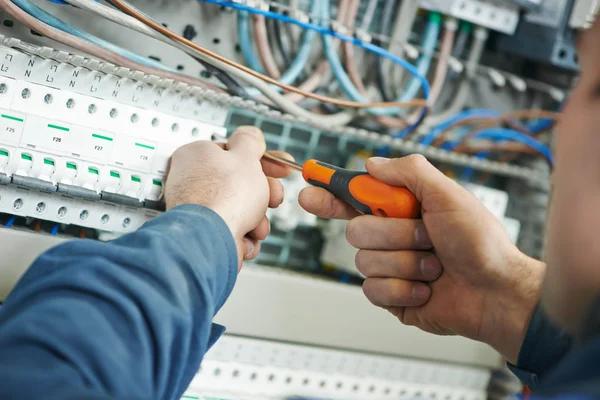 Certified Electrician Glenpool for Safe Electrical Solutions